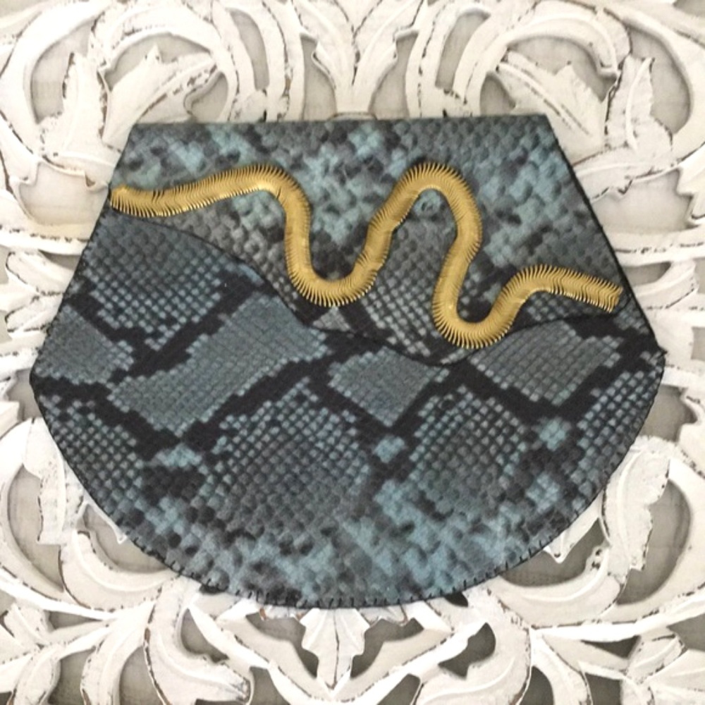 Hand Made unique Snake Print Clutch snake chain